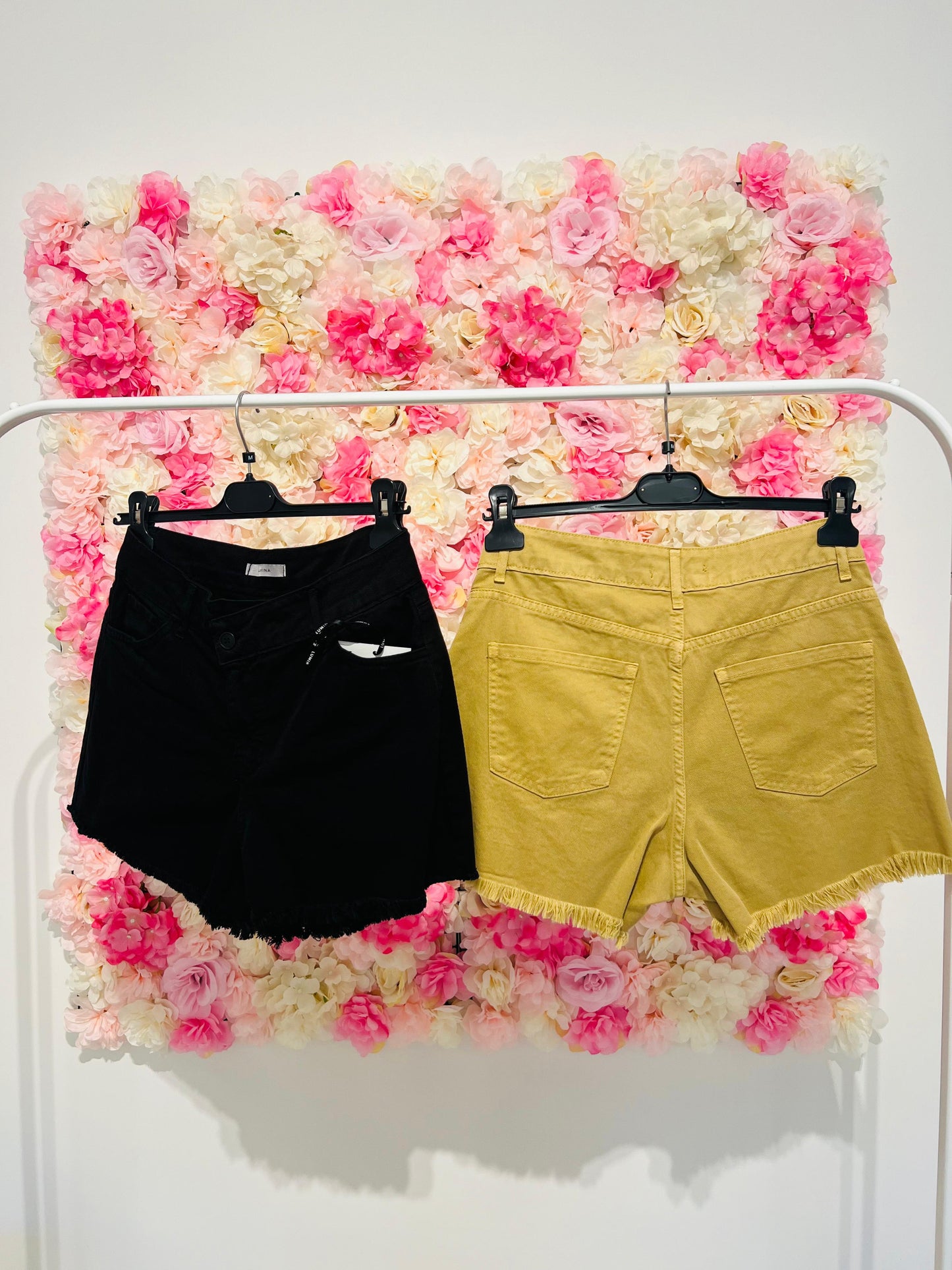 SHORTS ASIMMETRICO LUMINA