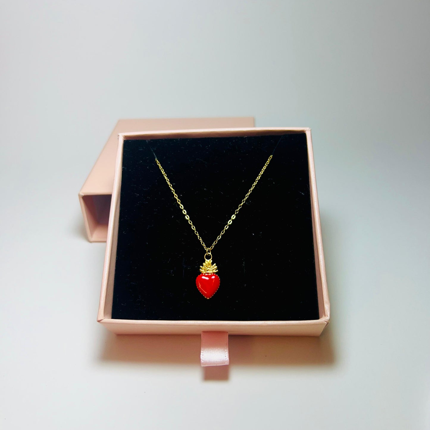 COLLANA CUORE SACRO ROSSO