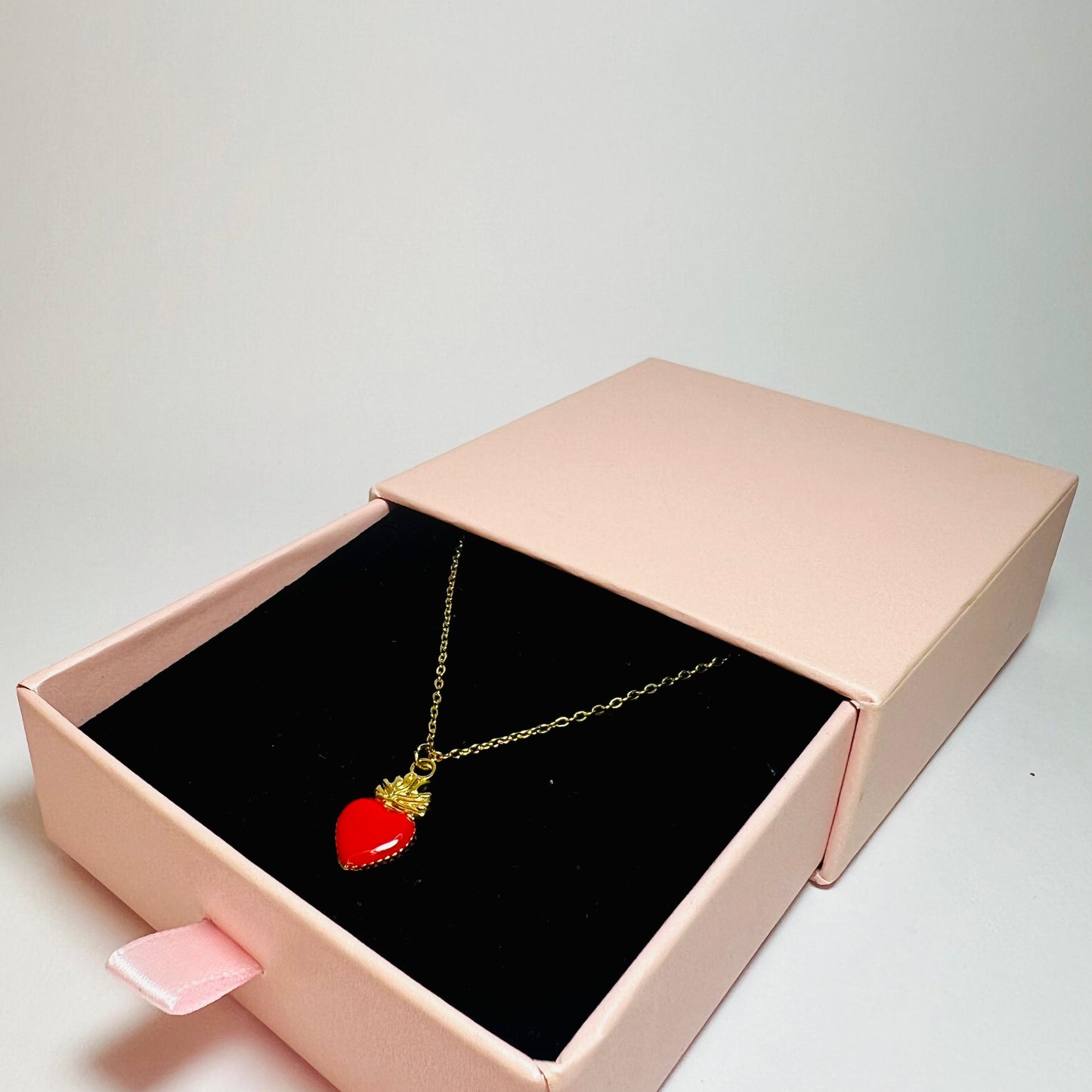 COLLANA CUORE SACRO ROSSO