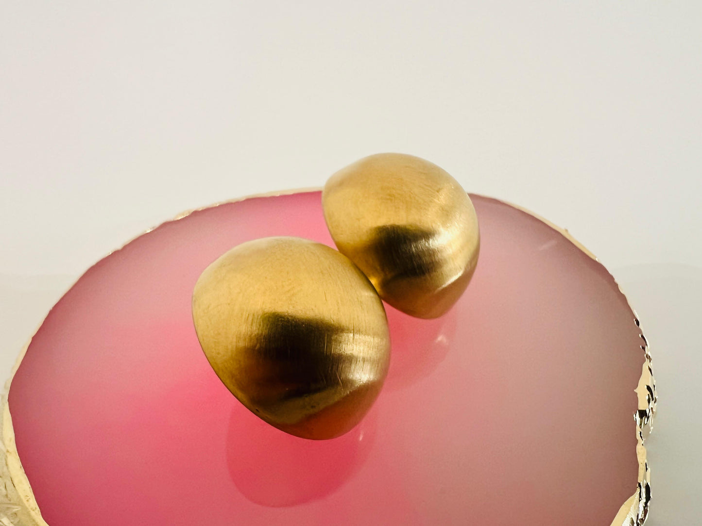 ORECCHINI BOTTONE SATINATO