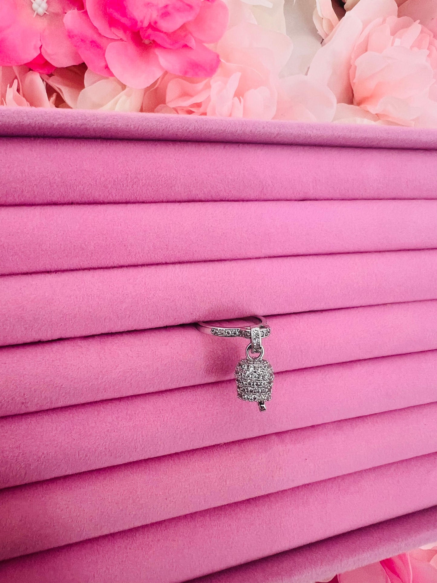 ANELLO CAMPANELLA ZIRCONI