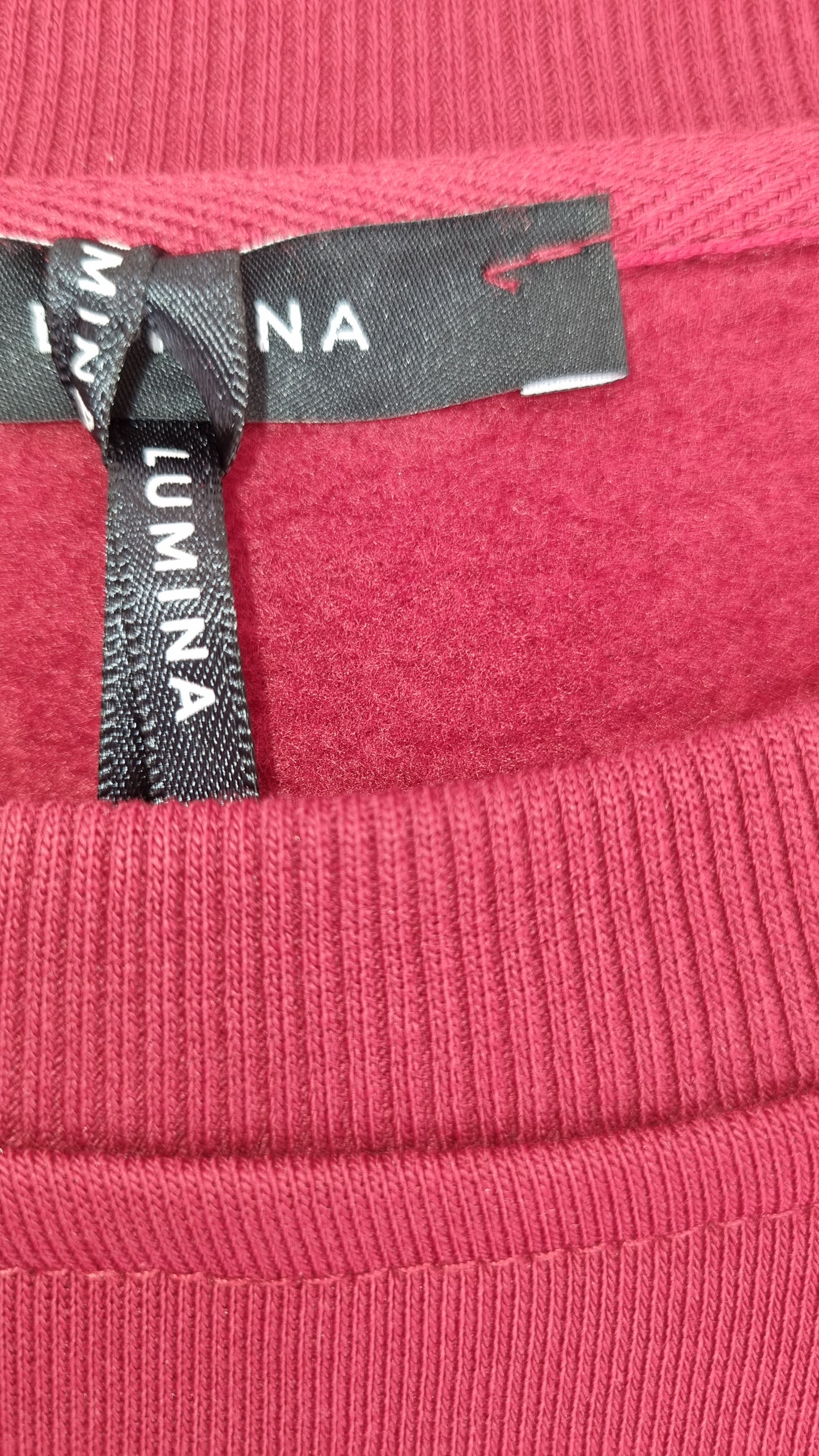 FELPA LUMINA ATHLETICS